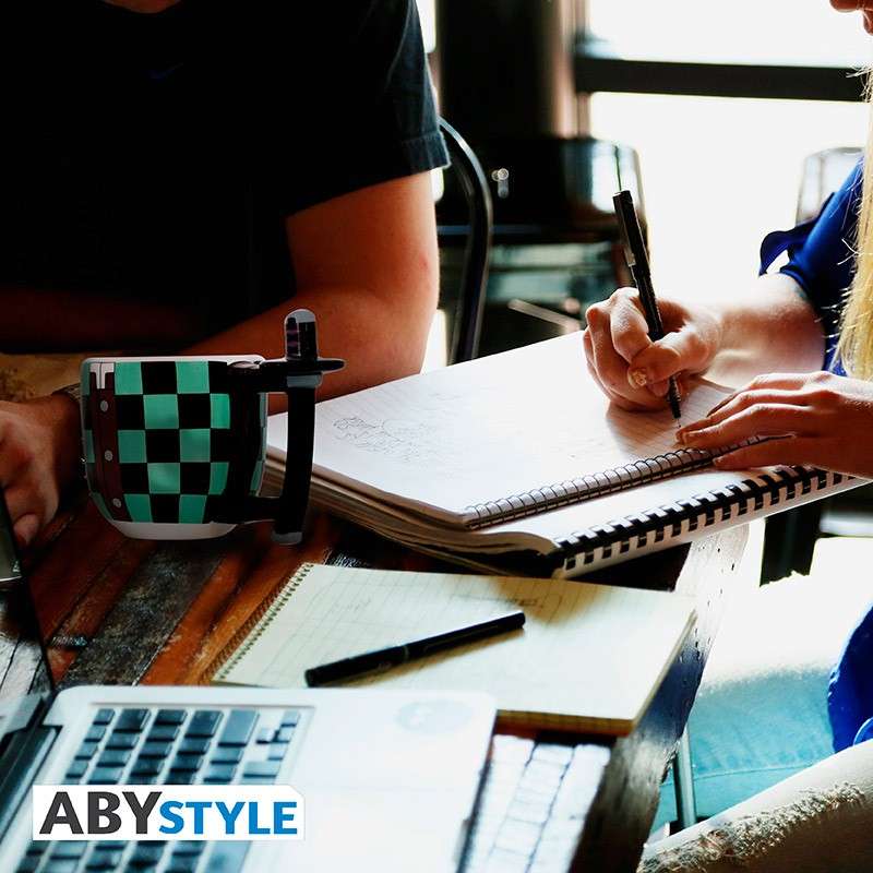 Demon Slayer Tanjiro Svärd Handtag Mugg 3D abystyle studio