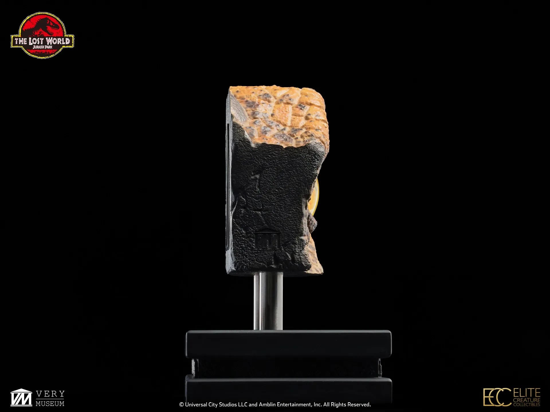 Jurassic Park The Lost World Male Velociraptor Eye Prop Replica