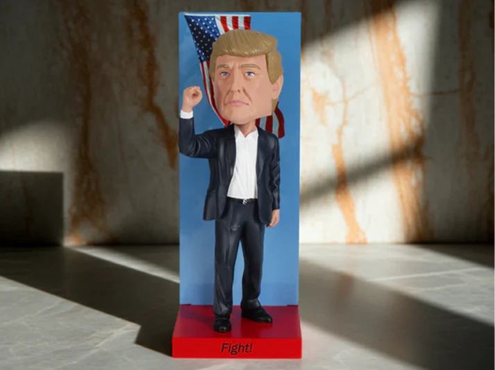 2025 Invigning Donald Trump Begränsad Upplaga Noddyfigur