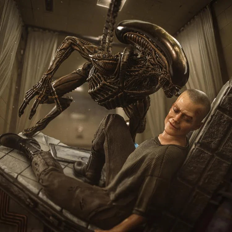 Alien 3 Ellen Ripley and Dog Alien 1/10 Figure
