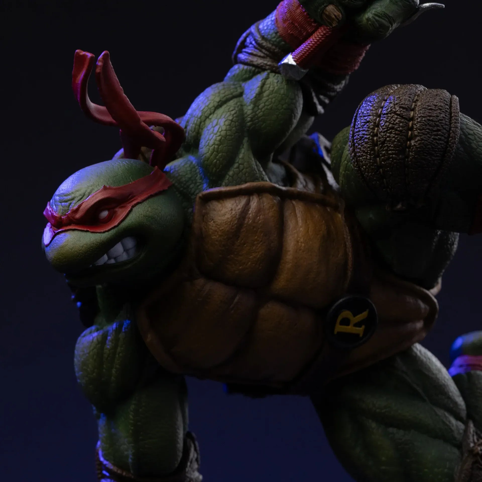 Teenage Mutant Ninja Turtles Raphael 1/10 Figure