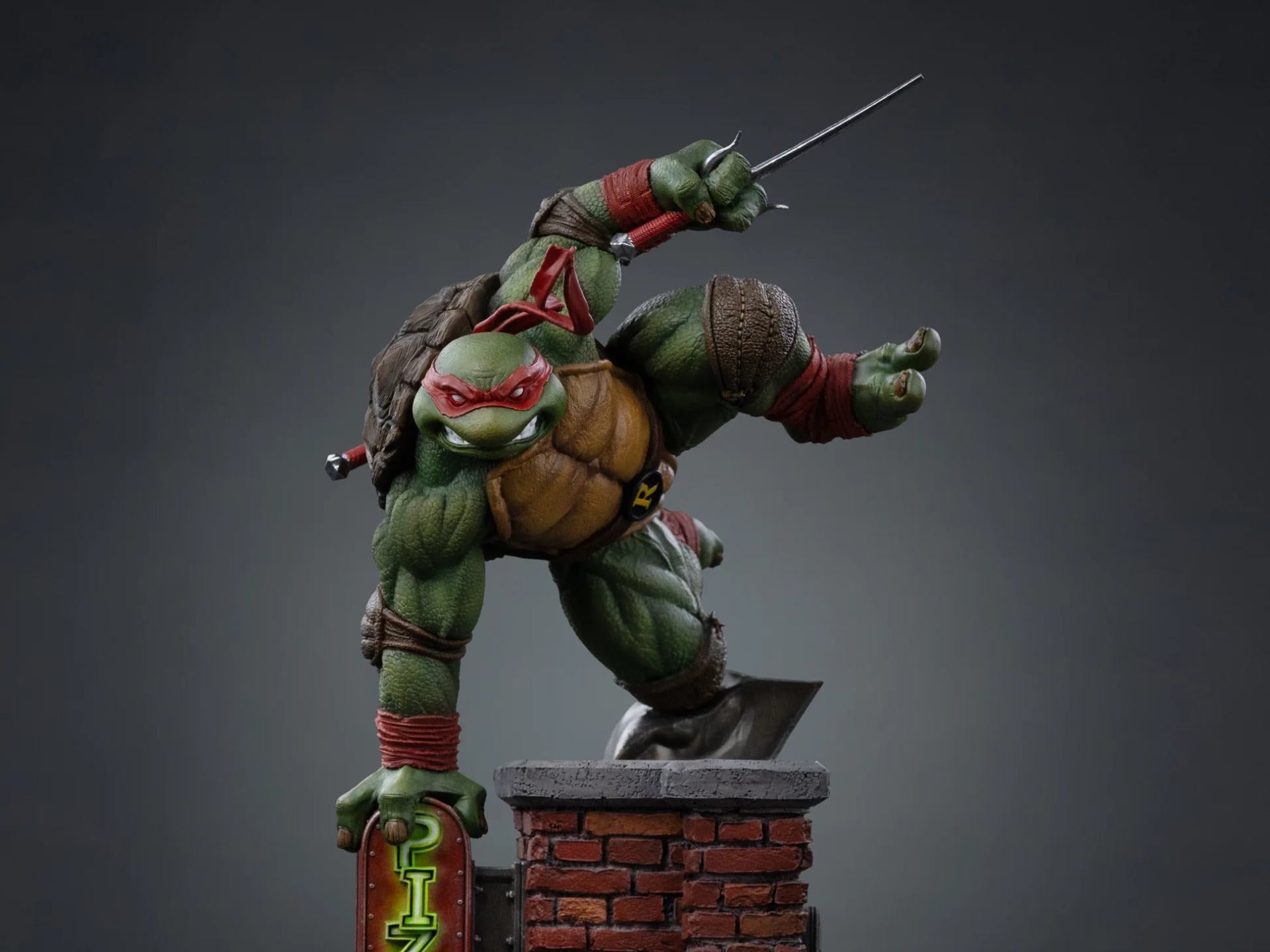 Teenage Mutant Ninja Turtles Raphael 1/10 Figure