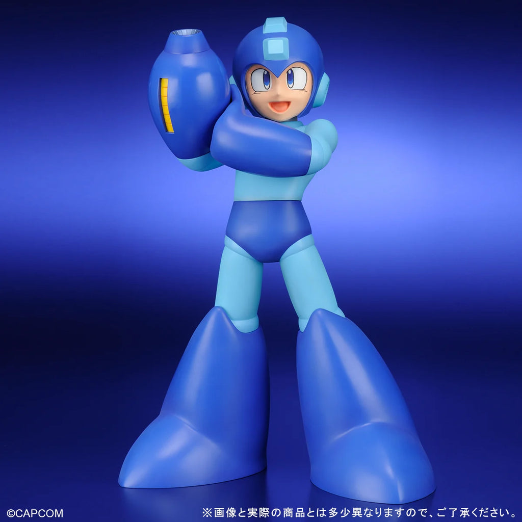 Rockman/Mega Man Gigantiskt Serie - Stort Samlarfigur på Cirka 35 cm med Utbytbara Huvuddelar och Transparenta Detaljer