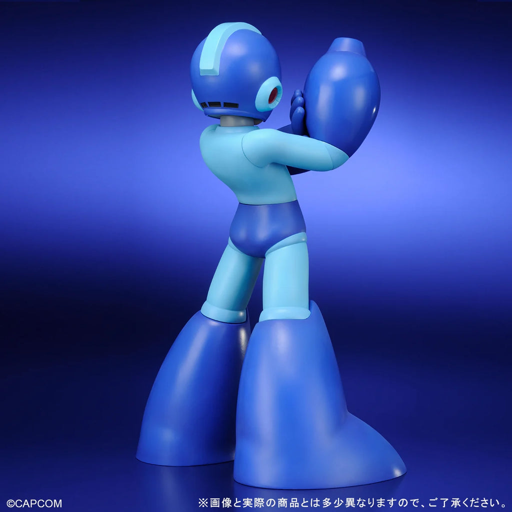 Rockman/Mega Man Gigantiskt Serie - Stort Samlarfigur på Cirka 35 cm med Utbytbara Huvuddelar och Transparenta Detaljer