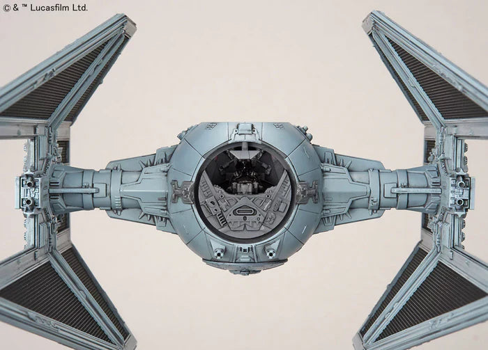 Star Wars Tie Interceptor modellkit av Bandai i skala 1:72
