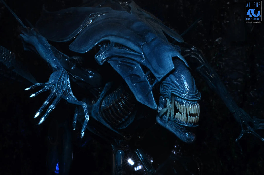 Aliens 40th Anniversary Alien Queen Ultra Deluxe Action Figure