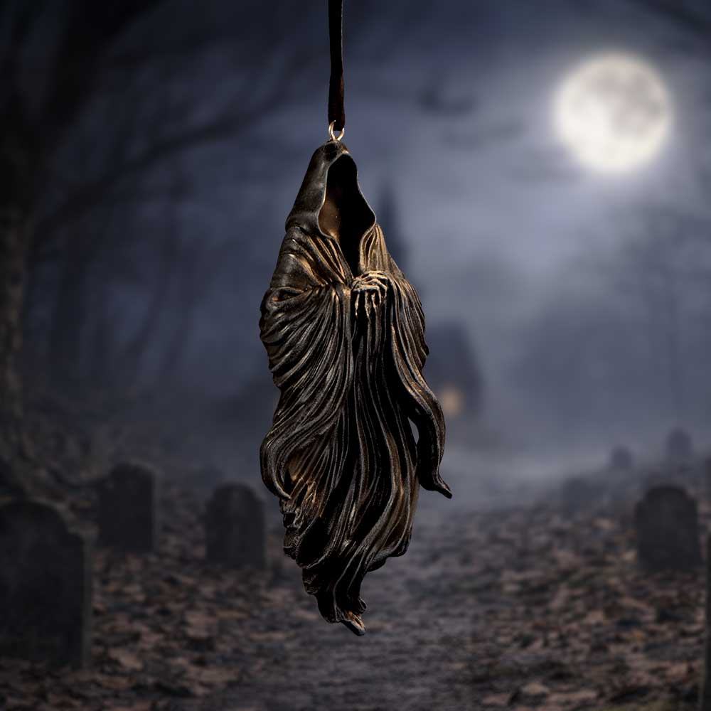 The Reaper Hanging Decoration – Unique Spooky Harvest Master in Resin with Hand-Painted Detailing