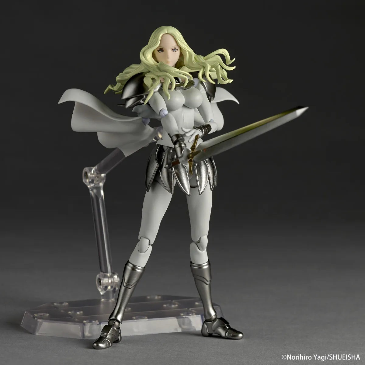 Revoltech Claymore Teresa Actionfigur