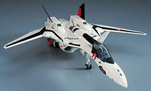 Macross Plus YF-19 modellbyggsats i skala 1/72 Mk