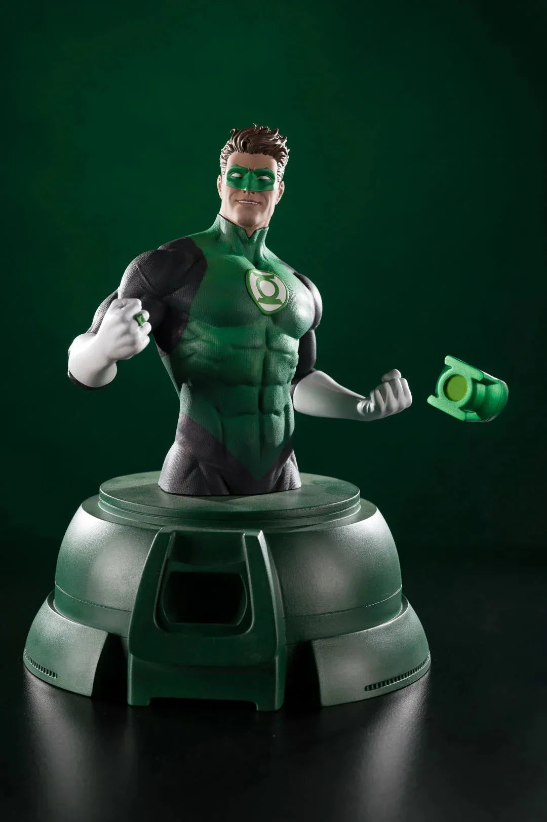 DC Direct Green Lantern Hal Jordan byst + Power Ring-propreplika i skala 1:1