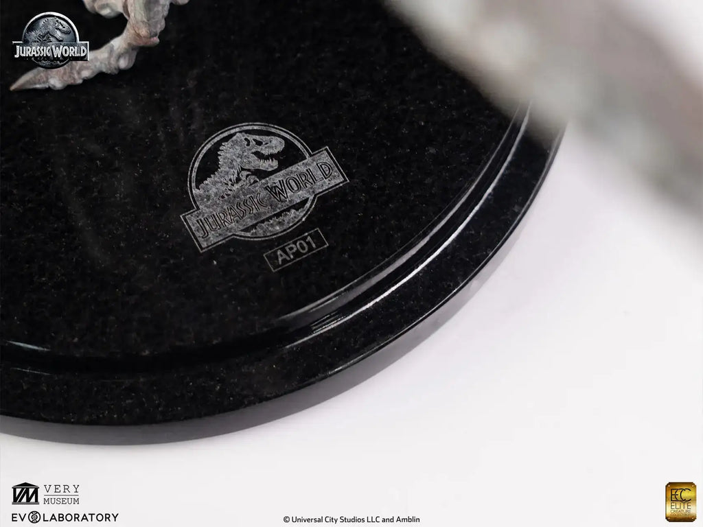 JURASSIC WORLD INDOMINUS REX SKELETON BRONZE 1/24 SCALE - bild 5