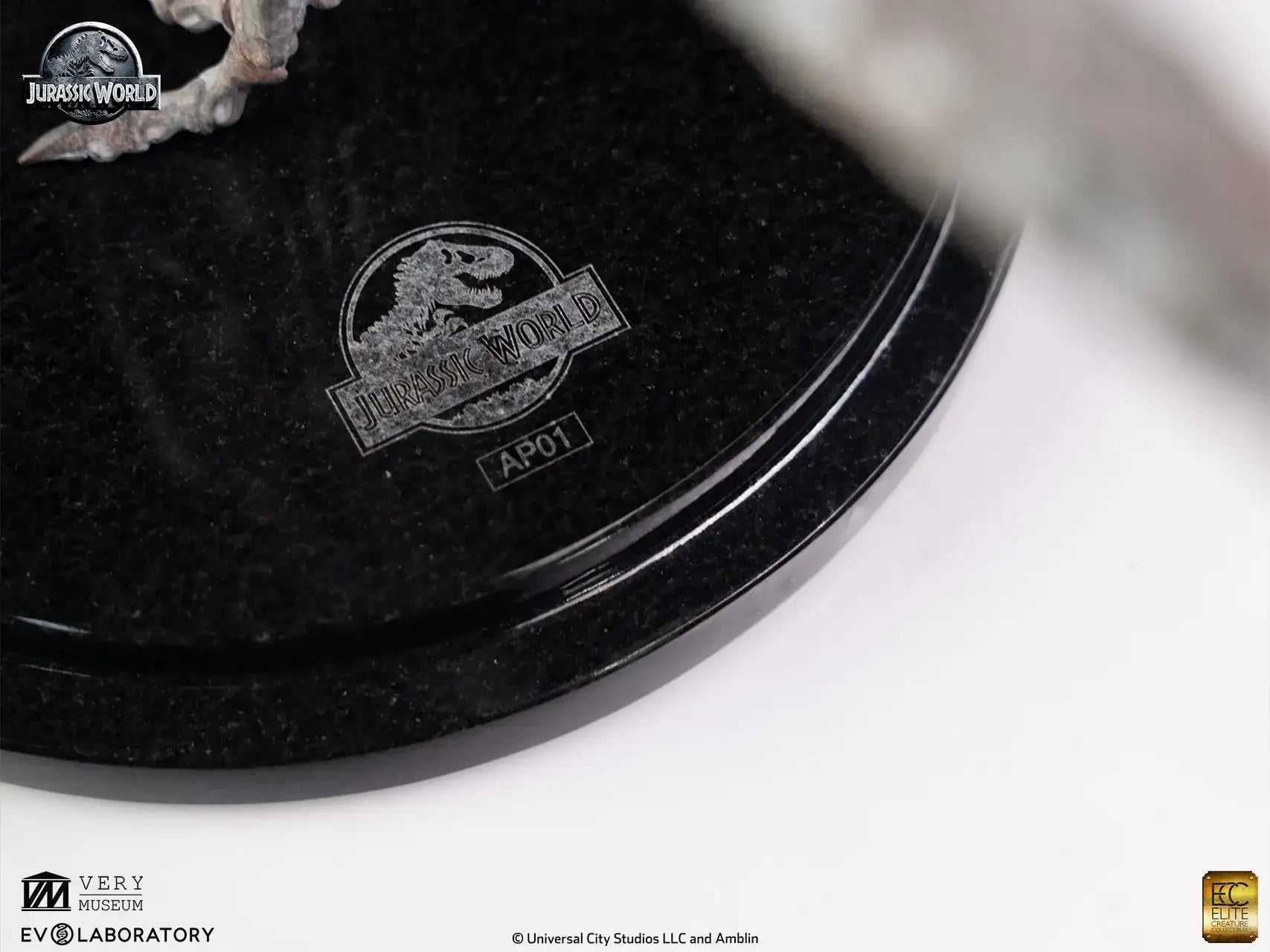JURASSIC WORLD INDOMINUS REX SKELETON BRONZE 1/24 SCALE - bild 5