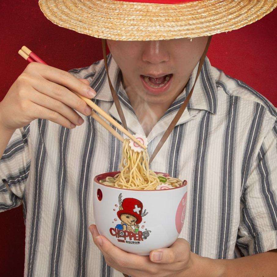 ONE PIECE TONY CHOPPER RAMEN BOWL WITH CHOPSTICKS