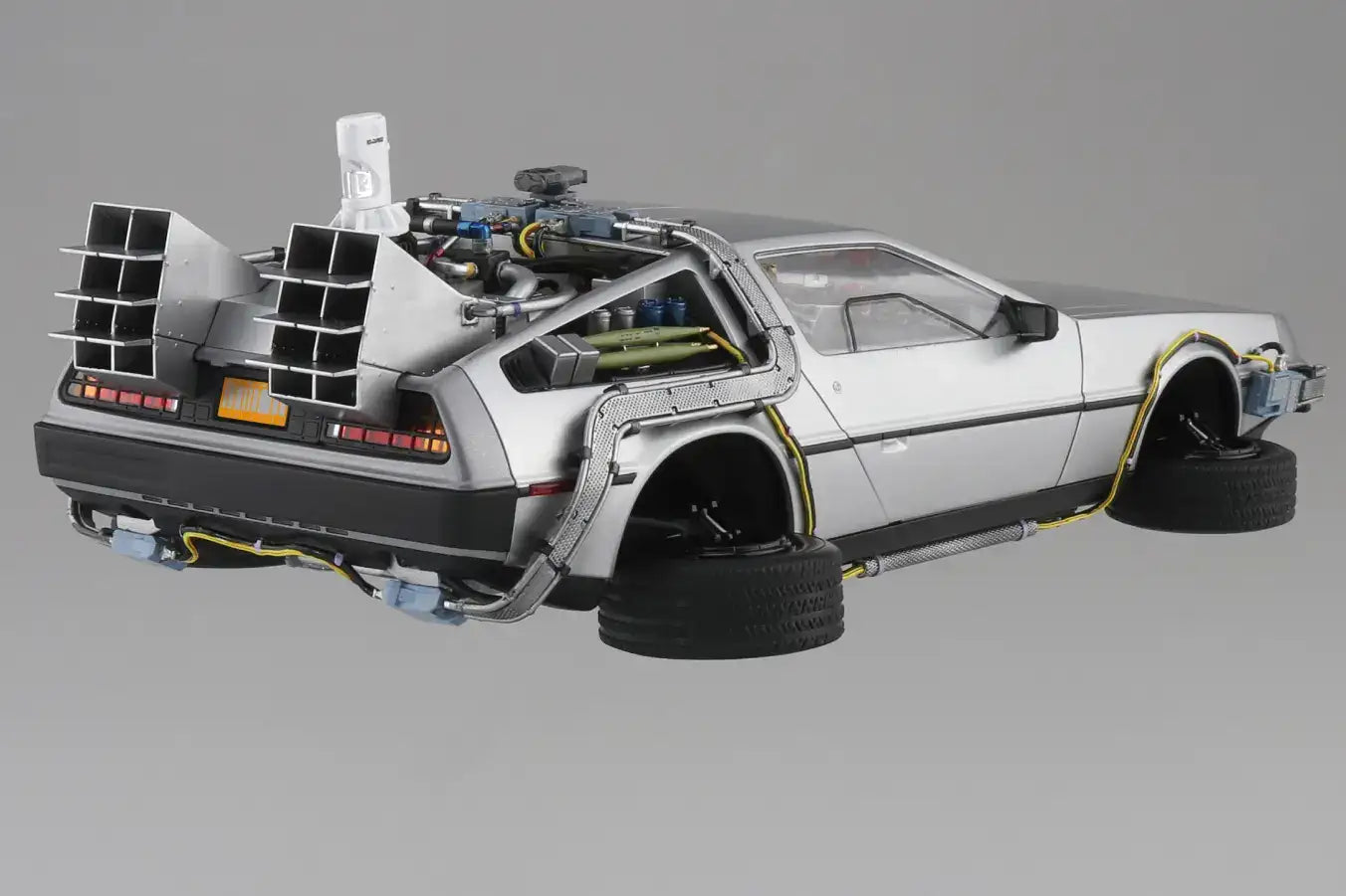 BBTF TIME MACHINE FROM BACK TO THE FUTURE PARTII MK 1/24 3
