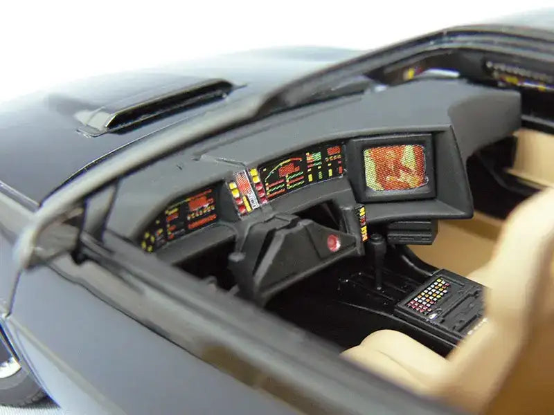 KNIGHT RIDER KNIGHT 2000 K.I.T.T. SEASON III MK 1/24 2