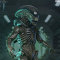 ALIEN EARTH XENOMORPH ULTIMATE ACTION FIGURE
