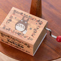 MY NEIGHBOR TOTORO AUTUMN LEAF HAND CRANK MUSIC BOX