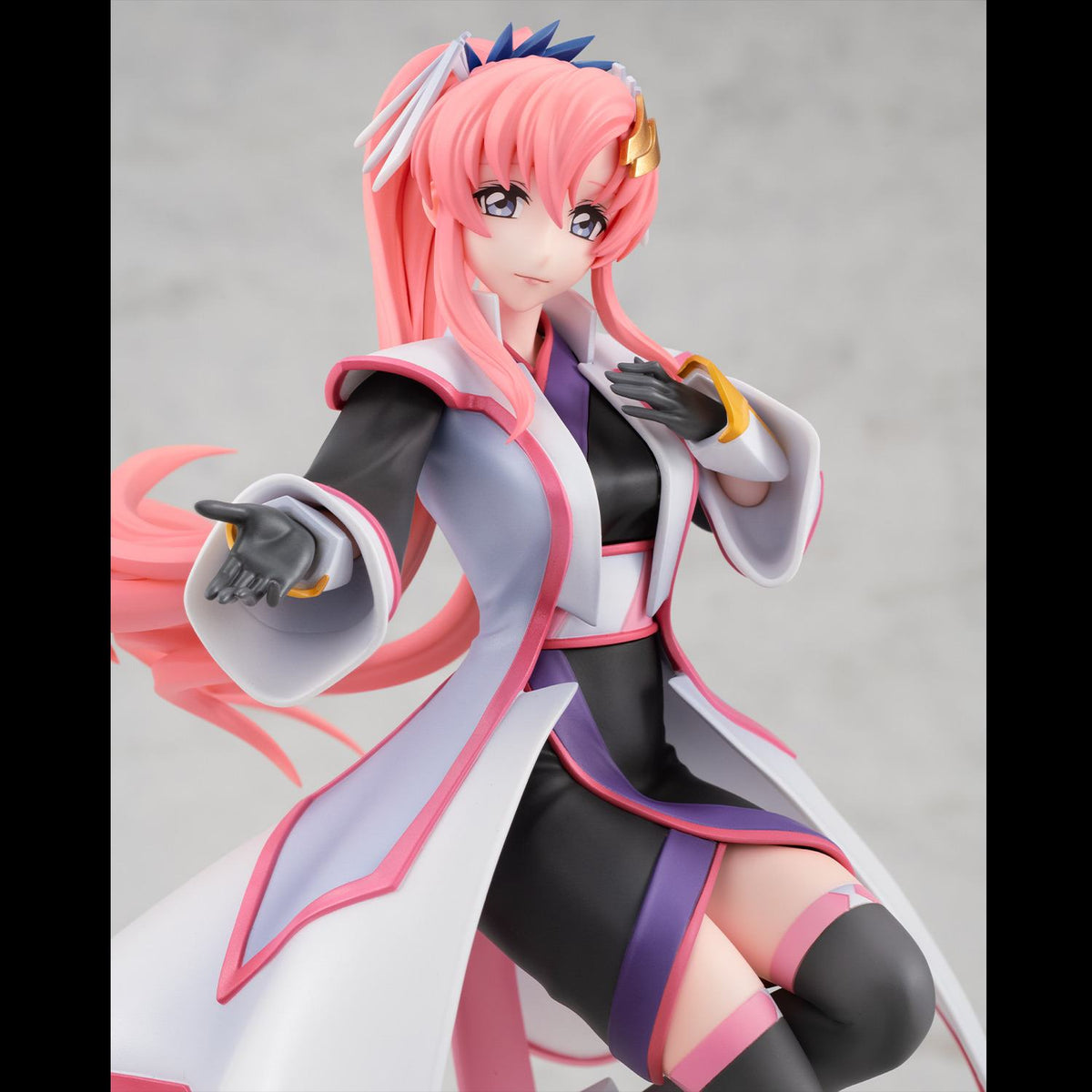 GGG MS GUNDAM SEED FREEDOM LACUS CLYNE BATTLE SURCOAT VER. STATUE