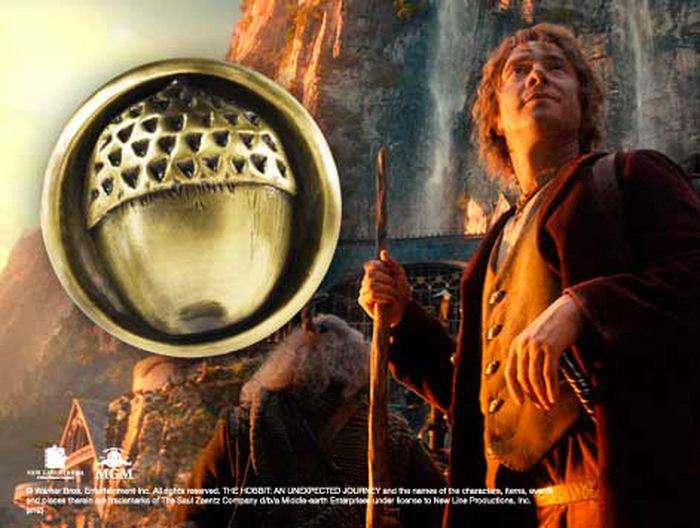 Hobbit Bilbo Button Pin – Samlarobjekt för Fans noble collections