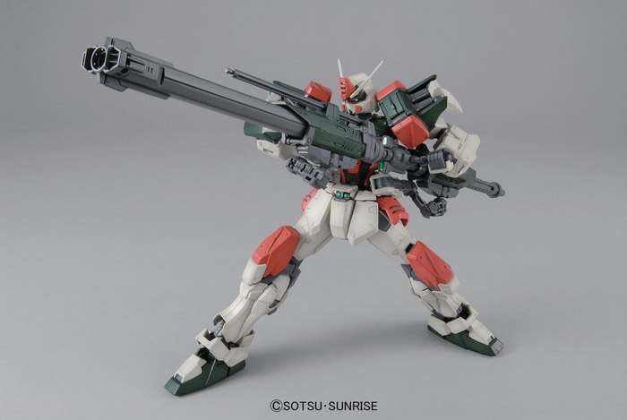 MG Gundam Buster 1/100 Byggsats bandai model kit gunpla