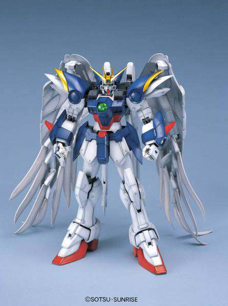 PG Gundam W Zero Custom 1/60 - Perfekt Modell för Samlare bandai model kit gunpla