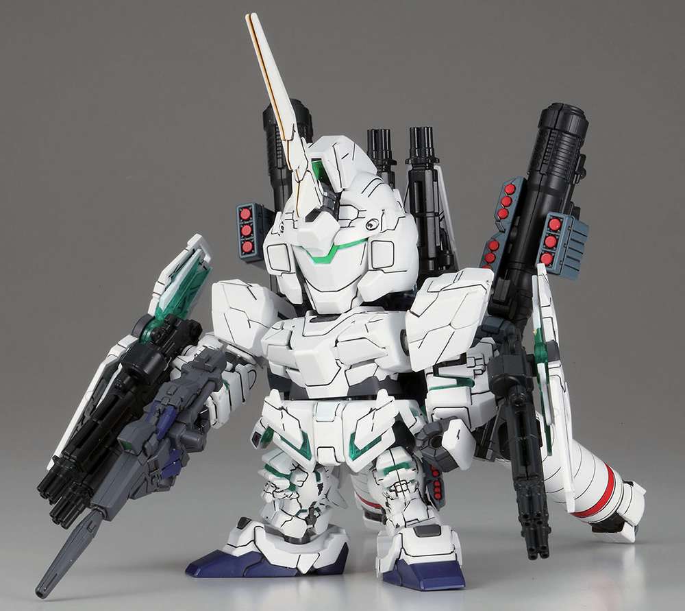BB Gundam Unicorn Full Armor #390 - Detaljerad Modell för Samlare bandai model kit gunpla