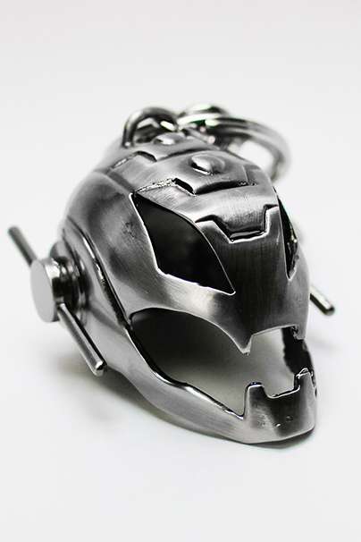 Ultron Helmet Nyckelring i Metall semic