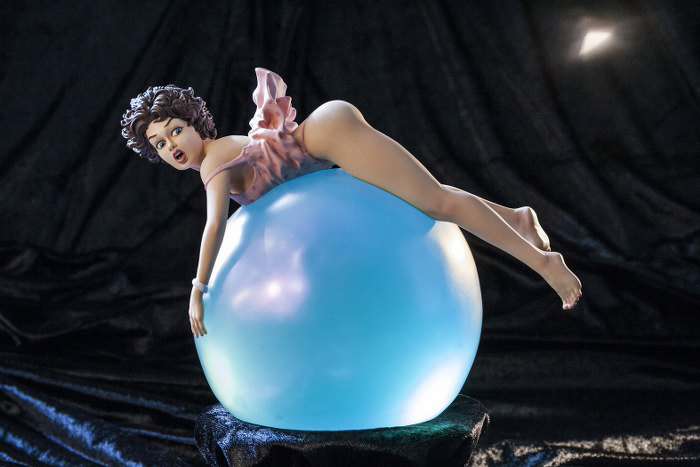 Little Ego Bubble Dream Statue - Limitless Artistry infinite statue