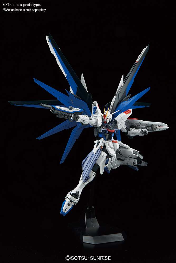 MG Gundam Freedom Ver 2.0 1/100 - Modellkit bandai model kit gunpla