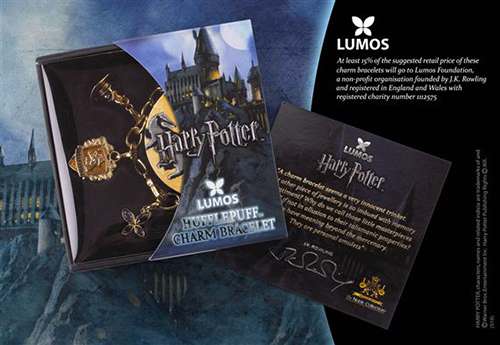 Harry Potter Lumos Hufflepuff Charm Bracelet 7714 noble collections
