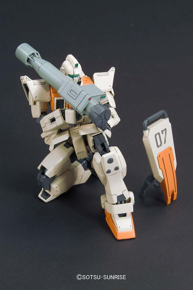HGUC GM Ground Type 1/144 - Modellbyggsats med hög detaljrikedom bandai model kit gunpla