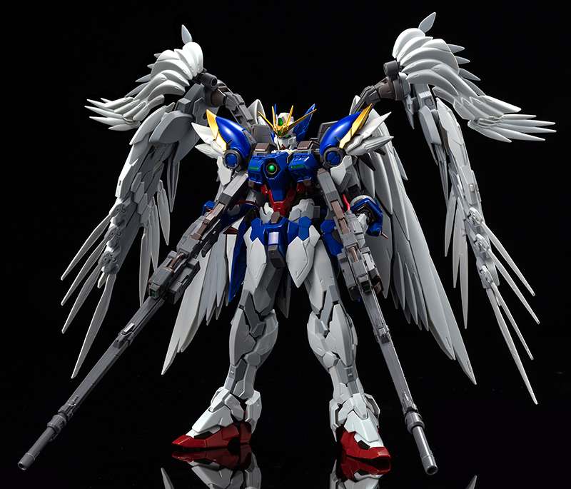 MG Wing Gundam Zero EW Hi-Res 1/100 - Modellkit bandai model kit gunpla