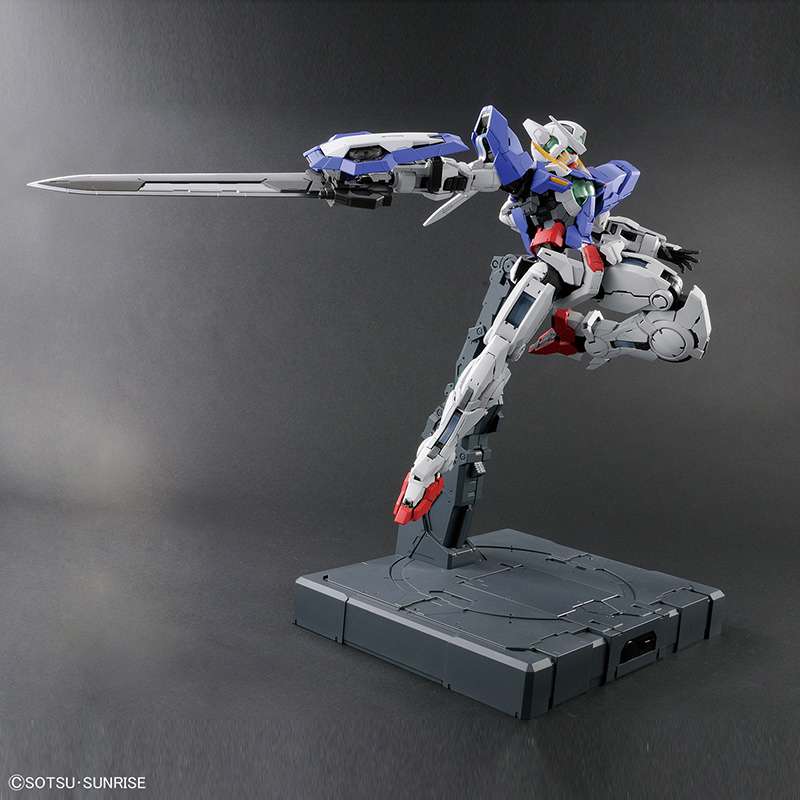 PG Gundam Exia 1/60 - Perfekt Modell för Samlare bandai model kit gunpla