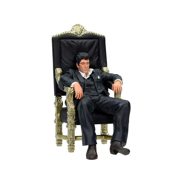 Scarface Tony Montana i sin stol figur sd toys