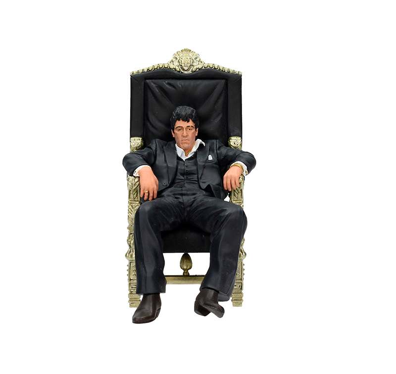 Scarface Tony Montana i sin stol figur sd toys