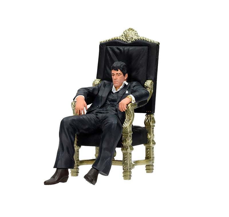 Scarface Tony Montana i sin stol figur sd toys