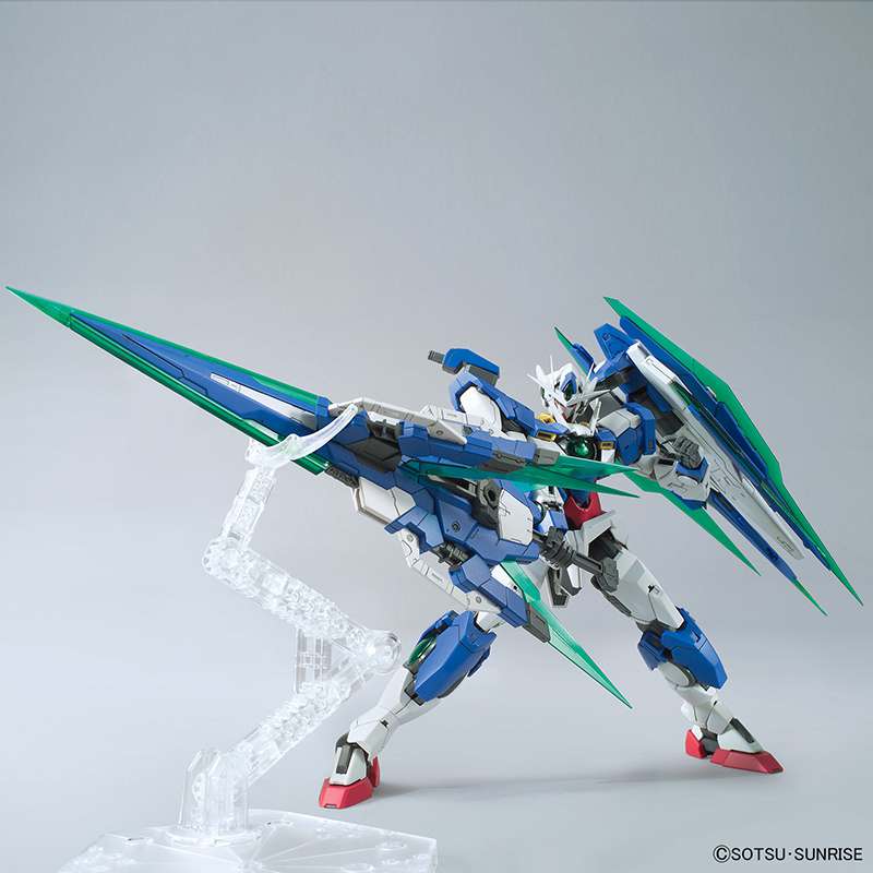 MG 00 Qant Full Saber 1/100 - En imponerande modellkit i hög kvalitet bandai model kit gunpla
