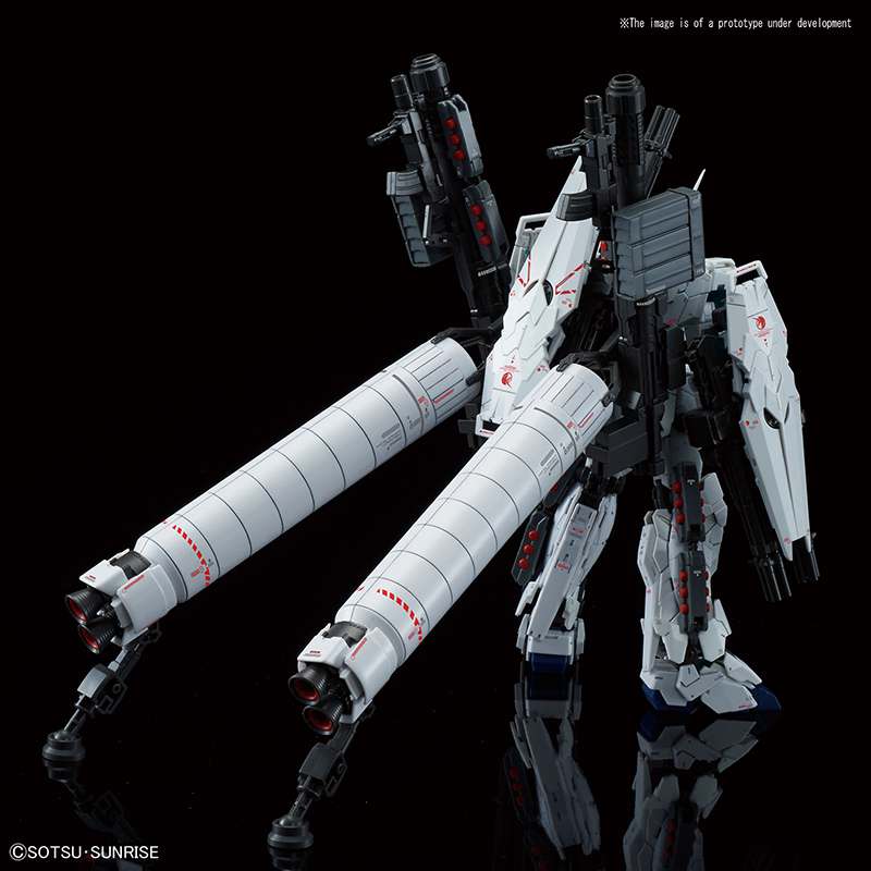 RG Gundam Unicorn Full Armor 1/144 - Detaljerad och Fängslande Modell bandai model kit gunpla