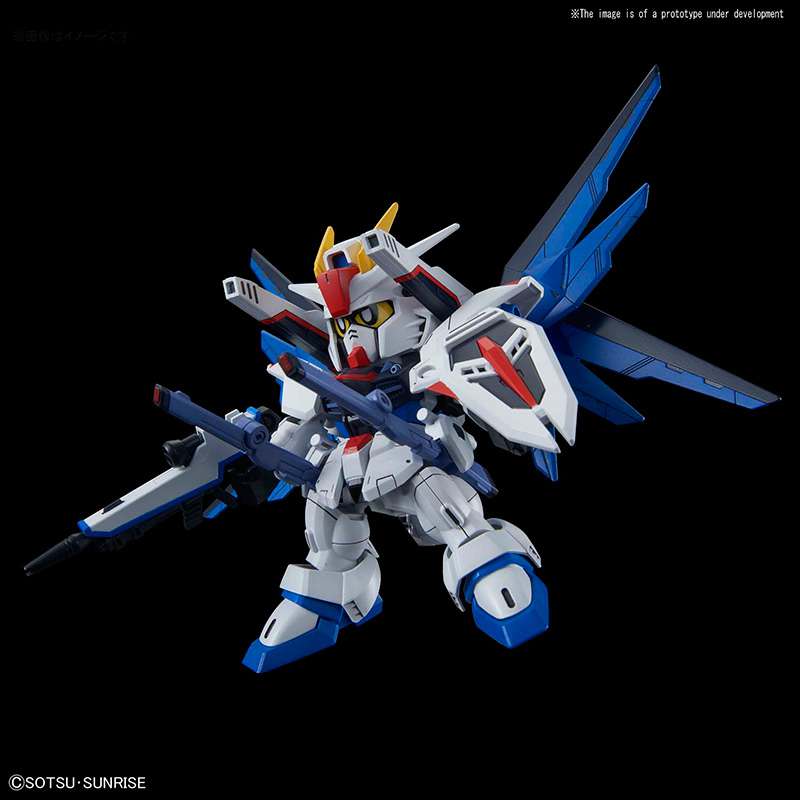 SD Cross Silhouette Gundam Freedom – Byggbar Modell bandai model kit gunpla