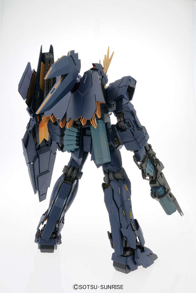 PG Gundam Unicorn RX-0 Banshee Norn 1/60 - Perfekt Modellkit bandai model kit gunpla