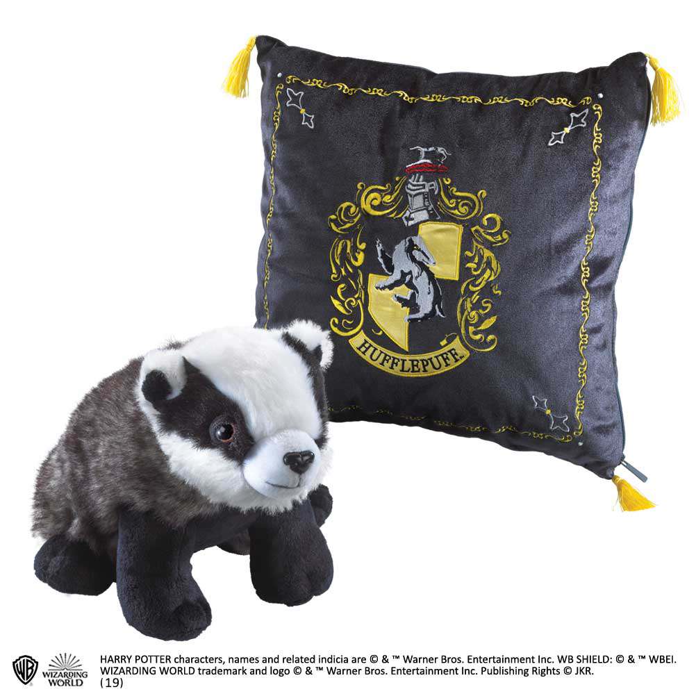 HP Hufflepuff Husmaskot Plush med Kudde noble collections