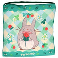 Totoro Kudde med Jordgubbar 30x30x5 cm - Robotto