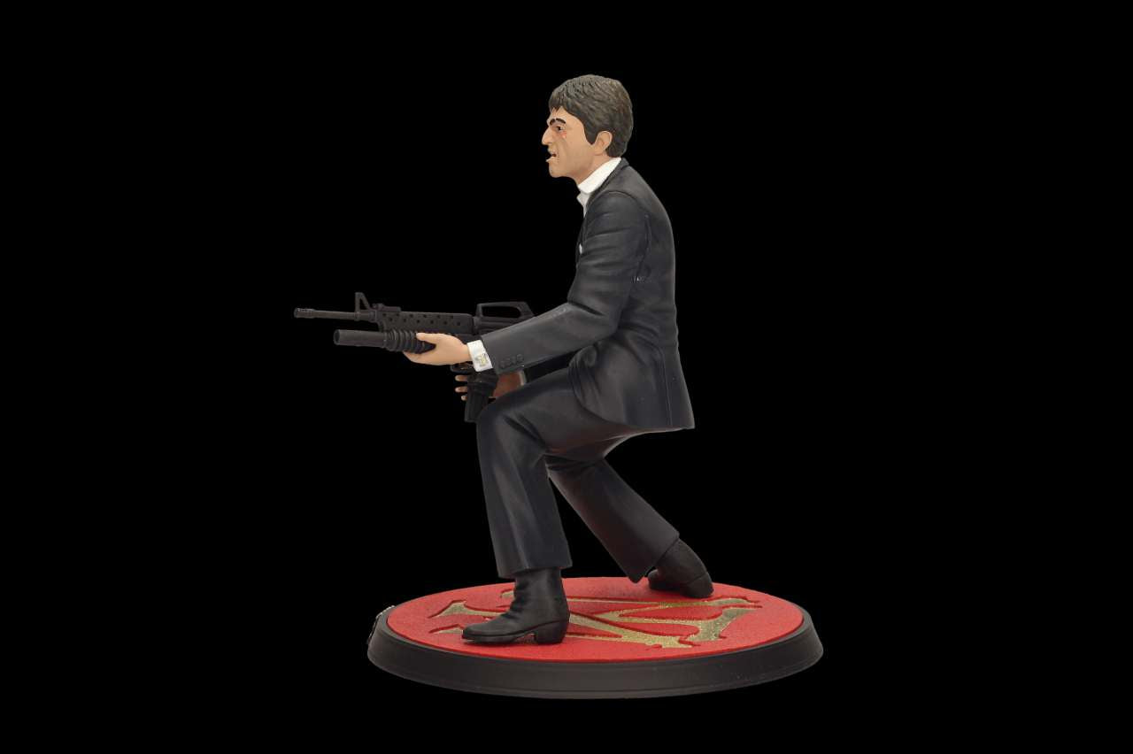 Scarface Tony Montana Shooting Figur sd toys