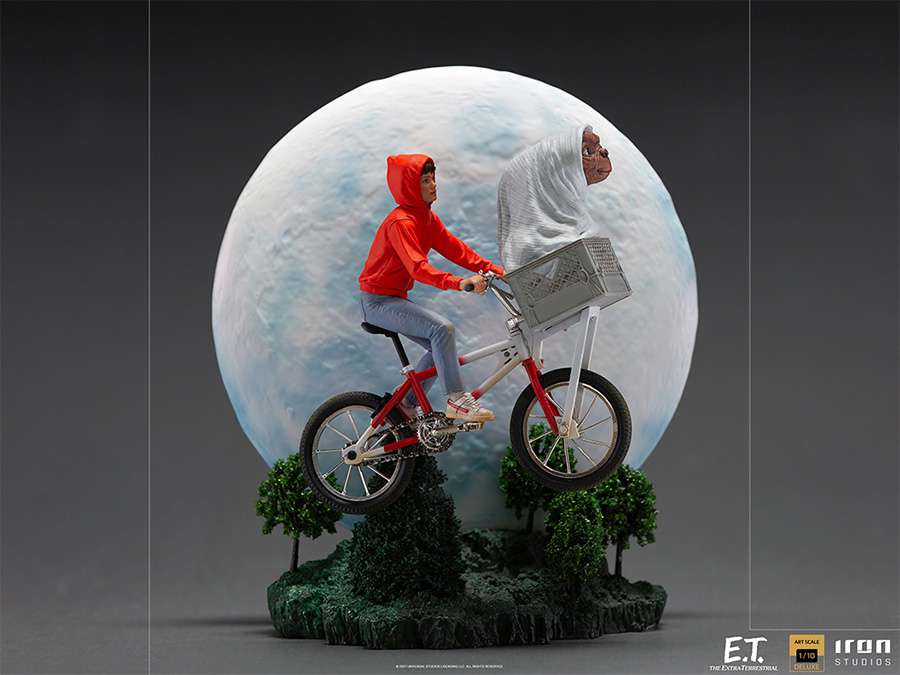 E.T. & Elliot 1/10 Art Deluxe Statue iron studios