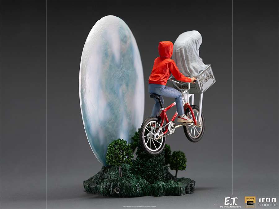 E.T. & Elliot 1/10 Art Deluxe Statue iron studios