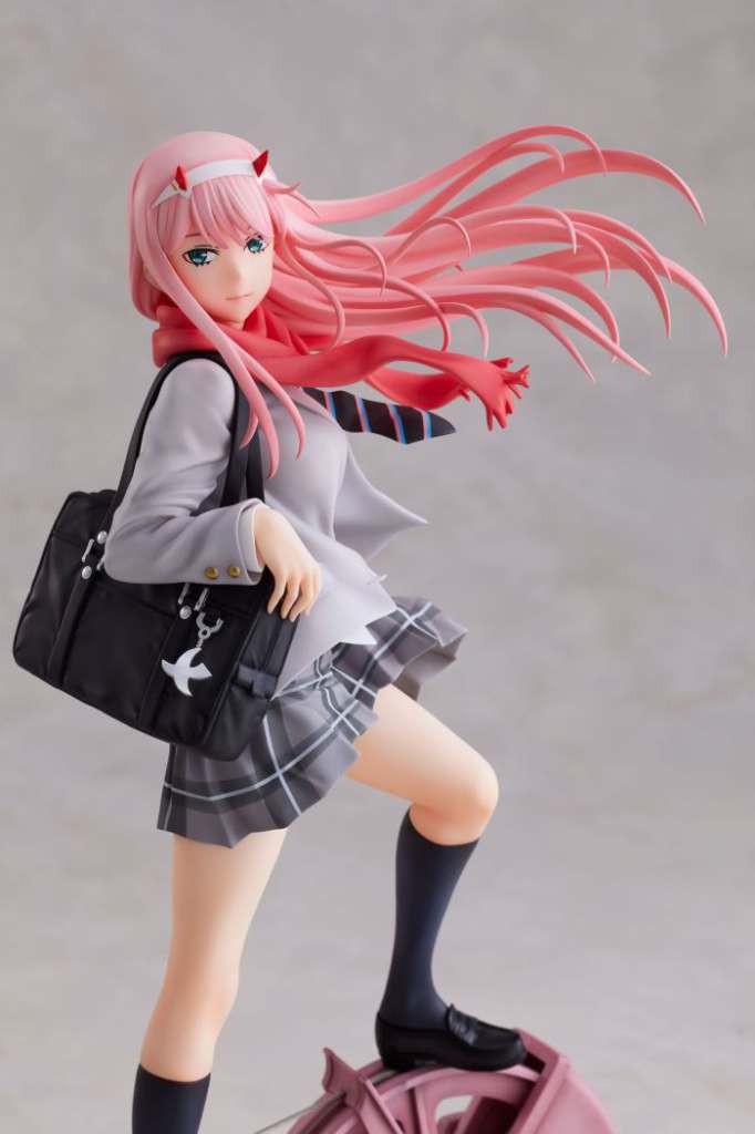 Darling i/t franxx Zero Two Figur med Ställ aniplex