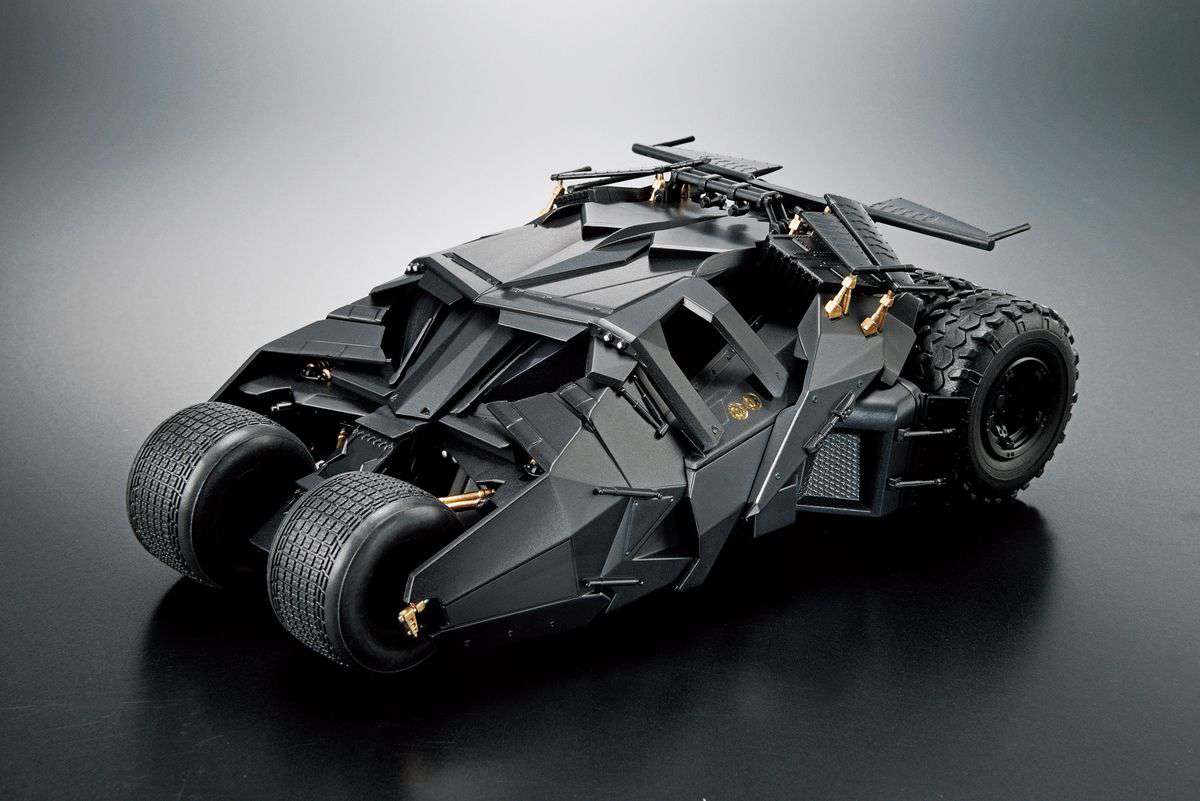 Batman Begins Batmobile 1/35 Modellkit bandai model kit gunpla