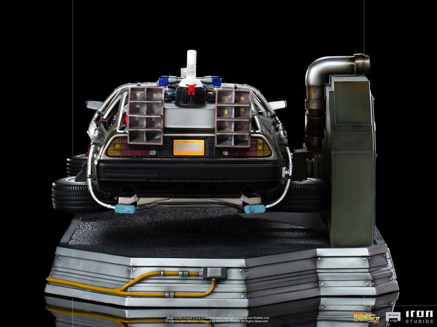 BTTF 2 DeLorean Regular 1/10 Art Statue iron studios