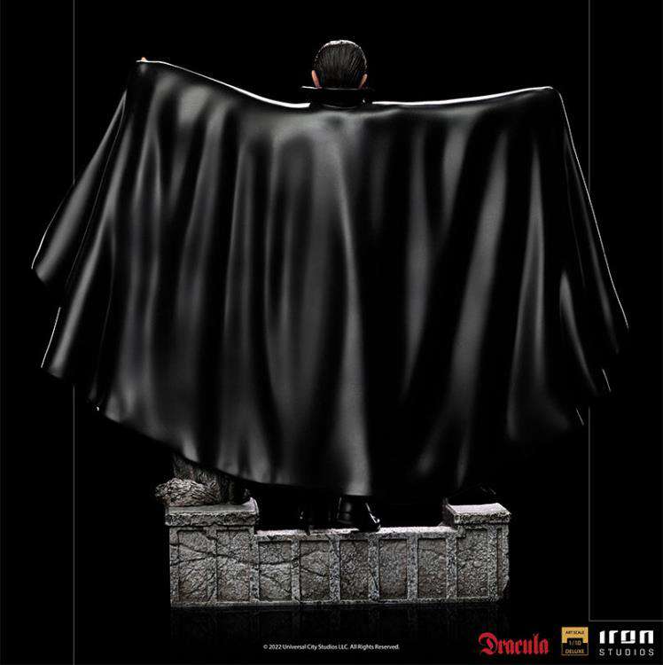 Universal Monsters Dracula 1/10 Delux Staty iron studios