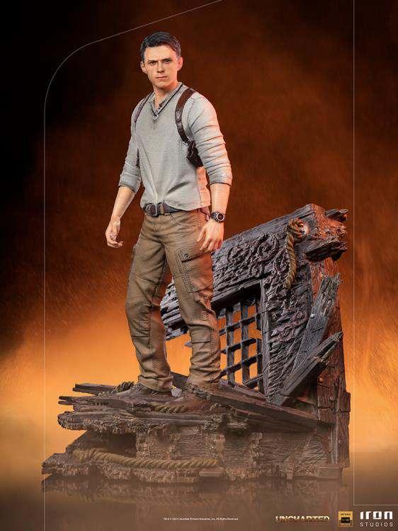 Uncharted Film Nathan Drake Deluxe Staty 1/10 Skala - Robotto
